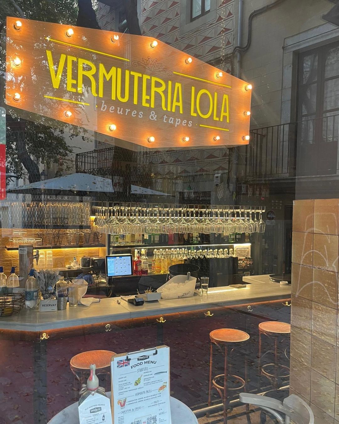 VERMUTERÍA LOLA | GIRONA